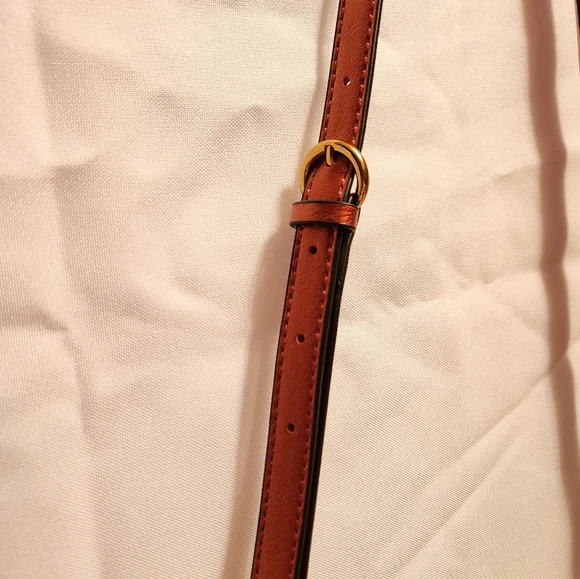 Karl Lagerfeld Red Heart Crossbody - Picture 7 of 9